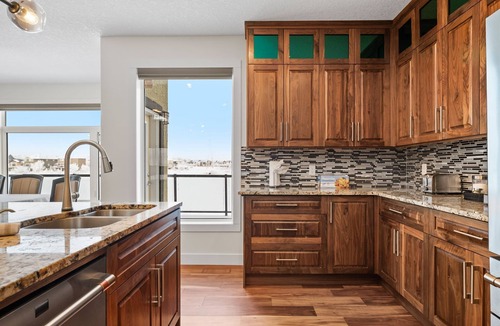 Chestermere House | The lakeside family friendly home in Chestermere, AB, Canada
