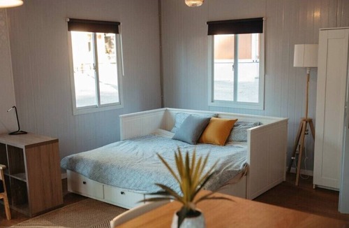 Sliammon Cottage | The Little Beach Side CottageA24