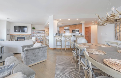 Crested Butte Cabin | The Lodge at Mountaineer Square, A Vail Resorts Property