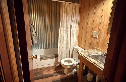 Rye Cabin | The Lodge Cabin #3