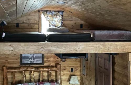 Division No. 11 House | The Longhorn cabin - Bear Creek Cabins