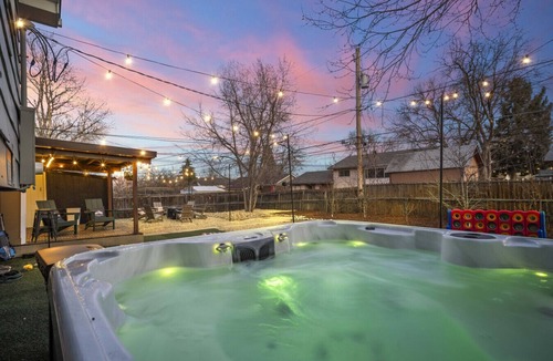 Northglenn House | The Peakline Lodge | Gym Hot Tub Game Room