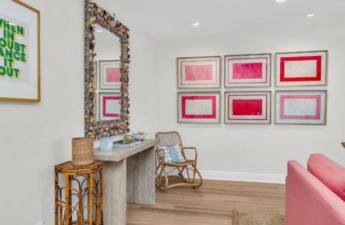 Southside House | The Pink Cabana A Vibrant Escape Great Location!