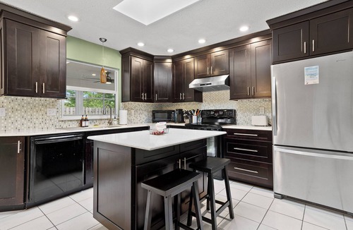 Boynton Beach House | The Putting Palm- 4BR/2BA w/Putting Green