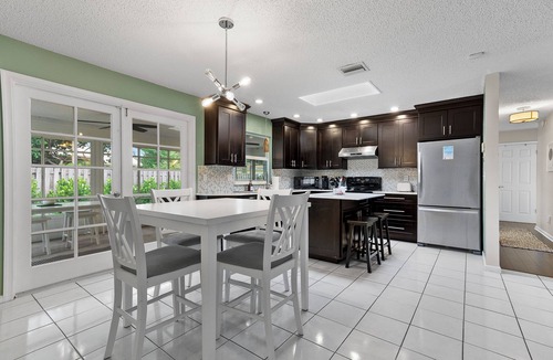 Boynton Beach House | The Putting Palm- 4BR/2BA w/Putting Green