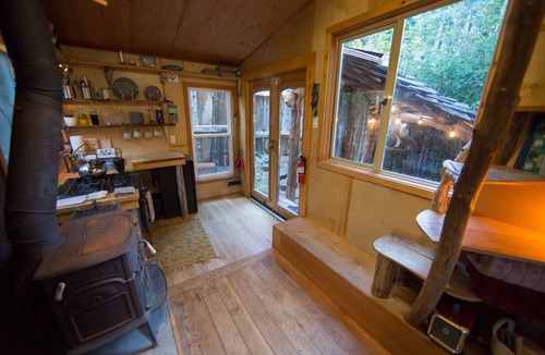 Juan de Fuca Electoral Area Cabin | The Rad Shack- A Most Excellent CabananPrivate trail to the ocean!
