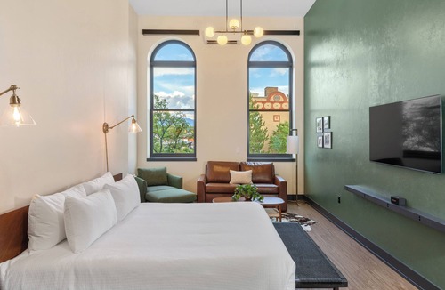 Montrose Hotel | The Rathbone Hotel