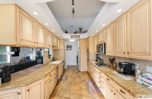 Jupiter Farms House | The Rustic Resort - 2 Homes, Pool, Building, Golf! Sleeping for up to 30!
