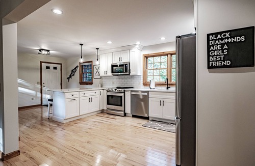 Sunday River Area House | The Ski House on Nordic Knoll - Spacious Ski house, under 10 minutes to Sunday River