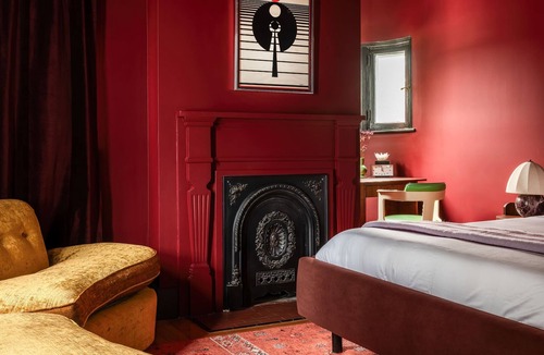 Corey Square Bed & Breakfast | The Turret - Ash Street Inn