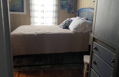 Ashland Apartment | The Turtle Inn Downtown Ashland, Ohio
