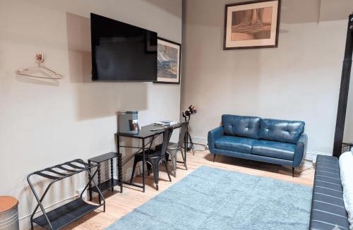 Trinidad Hotel | The Well Hotel & Taproom