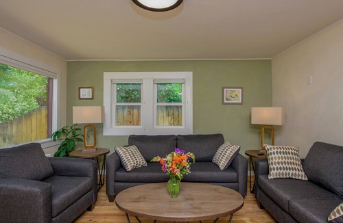Gunnison House | The Wildflower