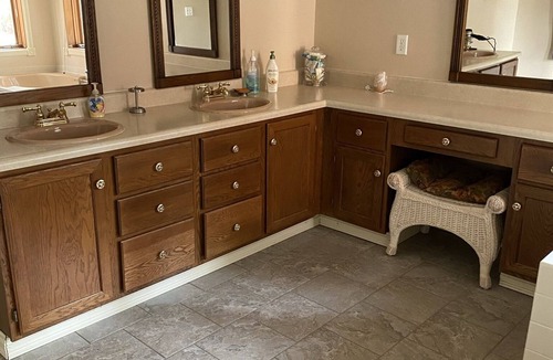 Rapid City Bed & Breakfast | This unit has it all….Centrally located off Hwy 16 near all attractions