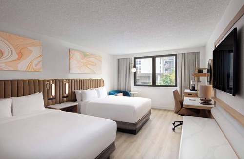 Flagami Hotel | Three Units to Enjoy! Close to Versace Mansion!