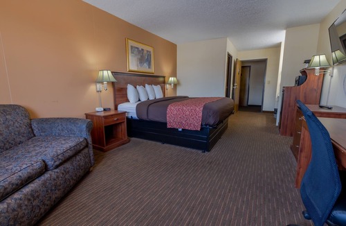 Mitchell Hotel | Thunderbird Lodge