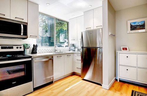 North Oyster Condo | Tillicum Tidal Retreat