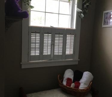 Hollis Bed & Breakfast | Timber Post Bed & Breakfast