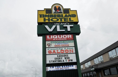 Hinton Hotel | Timberland Hotel