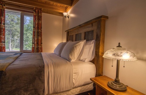 East Kootenay Hotel | Timbers Resort | 2BR | Cabin 8