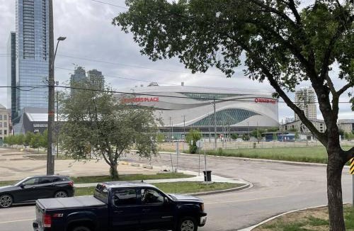 Downtown Edmonton Apartment | Times Square Next To Rogers Place #211