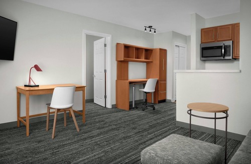 Victory Hills Hotel | Towneplace Suites Abq Airport