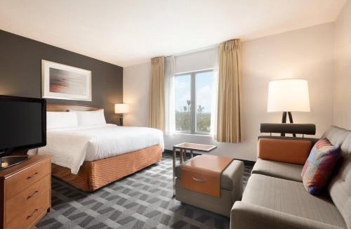 Boca Raton Hotel | TownePlace Suites Boca Raton