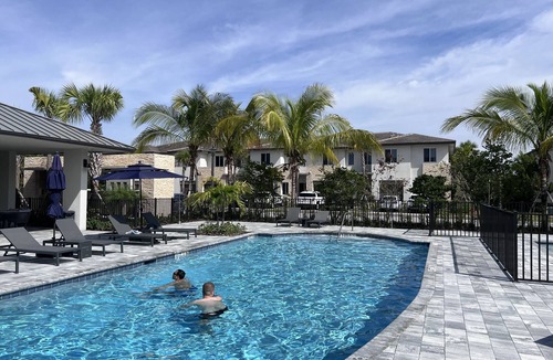 West Palm Beach House | Townhome in the Heart of Royal Palm