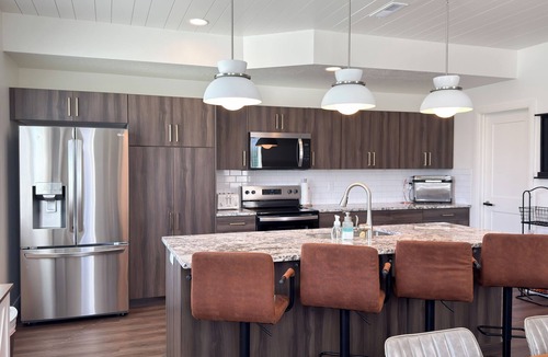 South Ogden House | Trailhead Basecamp for Families: Minutes to Snowbasin, Trails & Downtown Ogden