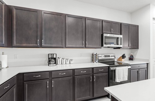 Hunt Club House | Tranquil 5-bedroom house with AC in Westlake
