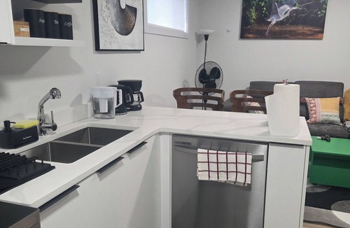 Southwest Edmonton House | Tranquil Getaway. Home located near golf course.Enjoy this calm & stylish suite