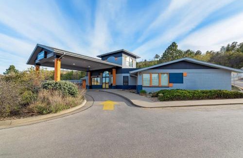 Rapid City Hotel | Travelodge by Wyndham Rapid City
