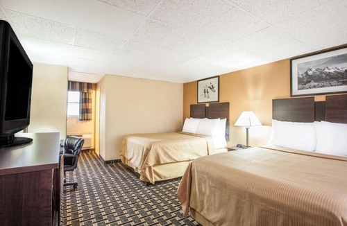 South Burlington Hotel | Travelodge by Wyndham South Burlington