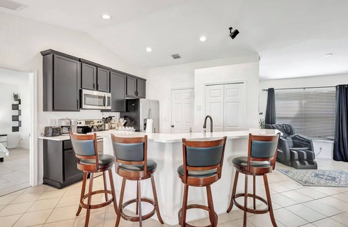 Port Saint Lucie House | Treasure Coast of FL with King Size Suite