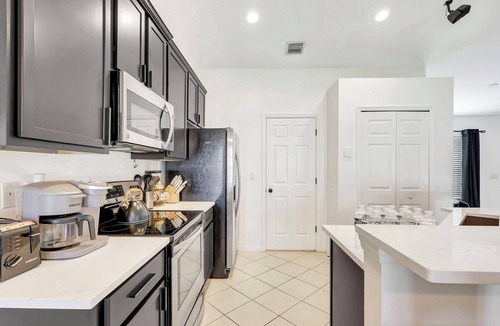 Port Saint Lucie House | Treasure Coast of FL with King Size Suite