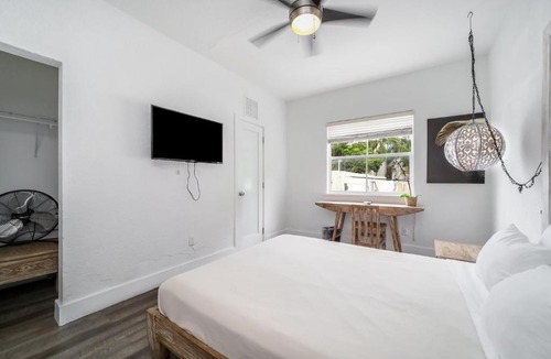 Northeast Miami Apartment | Treehouse Hotel