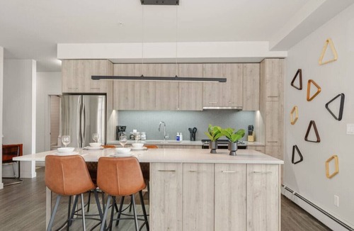 Edmonton Condo | Trendy Boutique Condo | Near University | 5 min DT