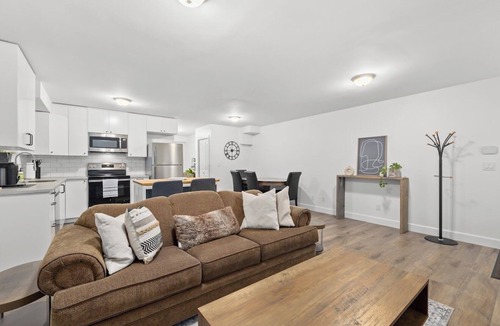 Lower Lonsdale House | Trendy Lolo