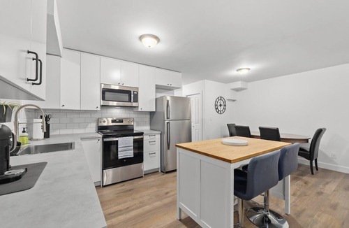 Lower Lonsdale House | Trendy Lolo