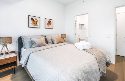 White Rock House | * Tropical Boho Casa | Luxury 1BR Ocean View | Fully Furnished
