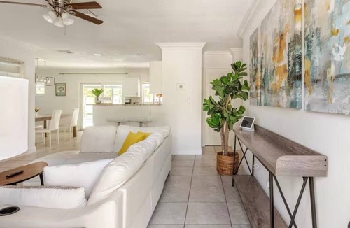 Delray Beach House | Tropical Delray Beach Villa with heated pool
