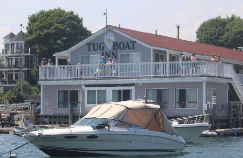 Boothbay Harbor Hotel | Tugboat Inn