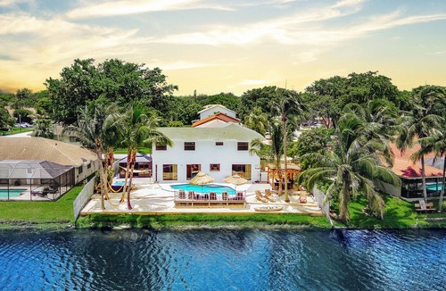 Pembroke Pines House | Tulum Villa