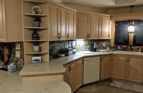 Twin Mountain House | Twin Mountain River House – Serene White Mountains Hideaway by the River!