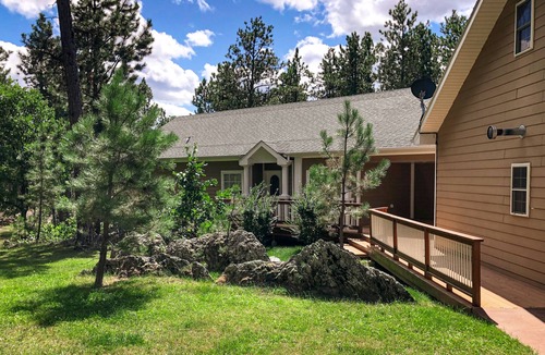 Rapid City House | Two Bedroom Secluded House near Mount Rushmore