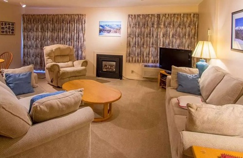 Bartlett Resort | Two bedrooms resort unit at the base of Attitash Mountain Ski Resort