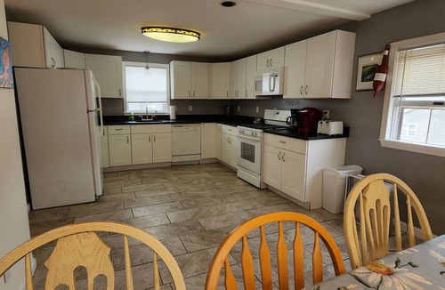 Hampton House | Two large Beach Houses, sleep 18 comfortably