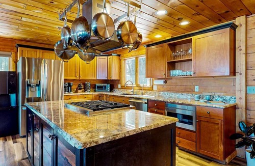Rockwood Cabin | Ultimate Four-Season Escape with Scenic Porch Views in Rockwood, Maine