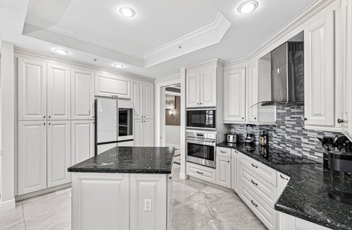 Jupiter Condo | Ultra-Luxury Jupiter Condo!4 En-suite bedrooms! 100 Yards to Ocean! Game Room!