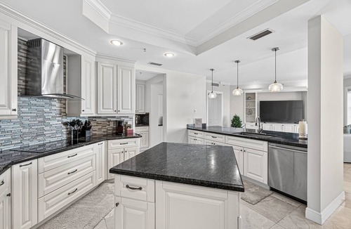 Jupiter Condo | Ultra-Luxury Jupiter Condo!4 En-suite bedrooms! 100 Yards to Ocean! Game Room!